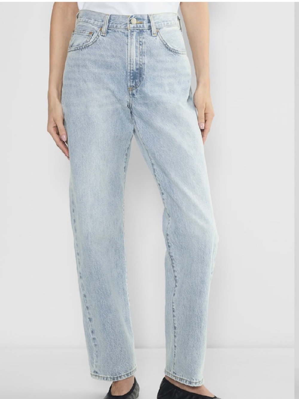 Denim Forum the Marlo hi rise baggy Light Wash Women's Jeans